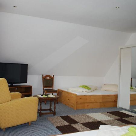 Landhotel Bienstadt Georgenthal  Eksteriør billede